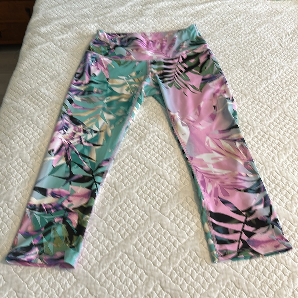 Apana M Yoga/ Workout Pants Greens and Pinks like new